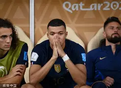 关于巴黎圣日耳曼法甲击败克莱蒙姆巴佩帽子戏法的信息